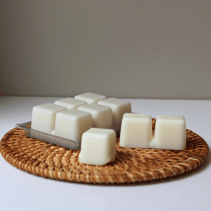 cube de cire , wax melts , cire de soja , blanc ,  cocon chaleureux , apaisant , cocooning , décor intérieur