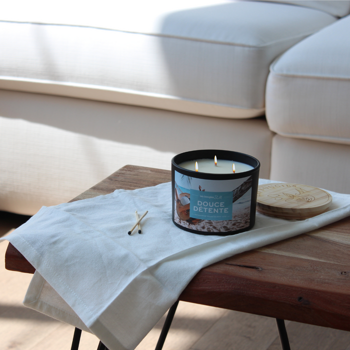 douce détente , bougie , 3 mèches , 8 oz , cire de soya , soya wax , handmade , fait ala main , achat local , douceur , frais , été , moment de détente , cadeau , Outaouais , fragrance , parfum , 