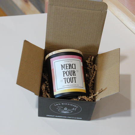 merci , merci pour tout , bougie personnalisée , message , amie , maman , hotesse , vacance , cadeau , remerciement , bougie de soja , 8 oz , bougie sm , entreprise québécoise , fragrance , arome , parfums , été , summer vibes , 